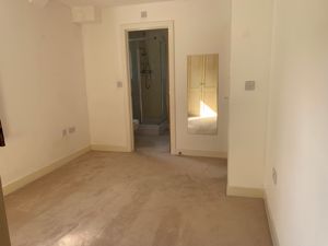 Photo 11- click for photo gallery